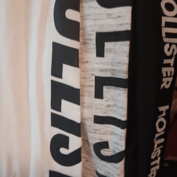 3 Men's Small Long Sleeve Hollister Shirts - Picture 3 of 7